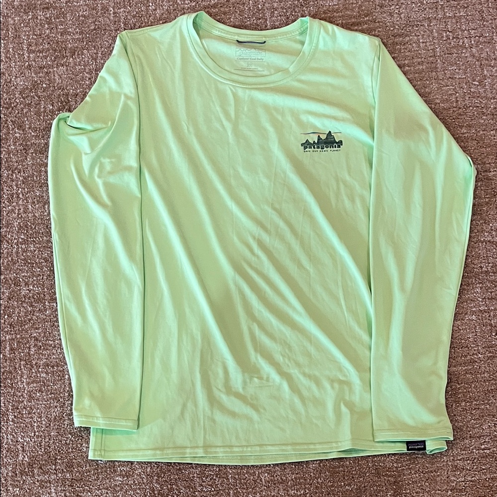 Patagonia Mint Green Graphic Long Sleeve